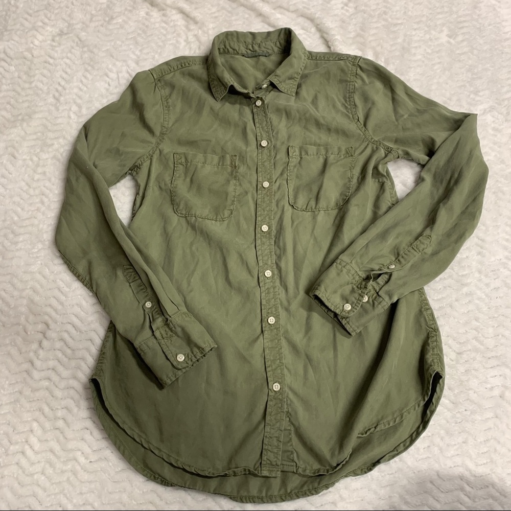 Army olive green button down shirt double pockets